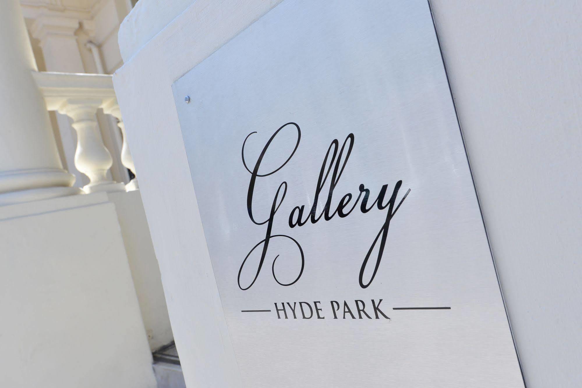 Gallery Hyde Park London Exterior photo