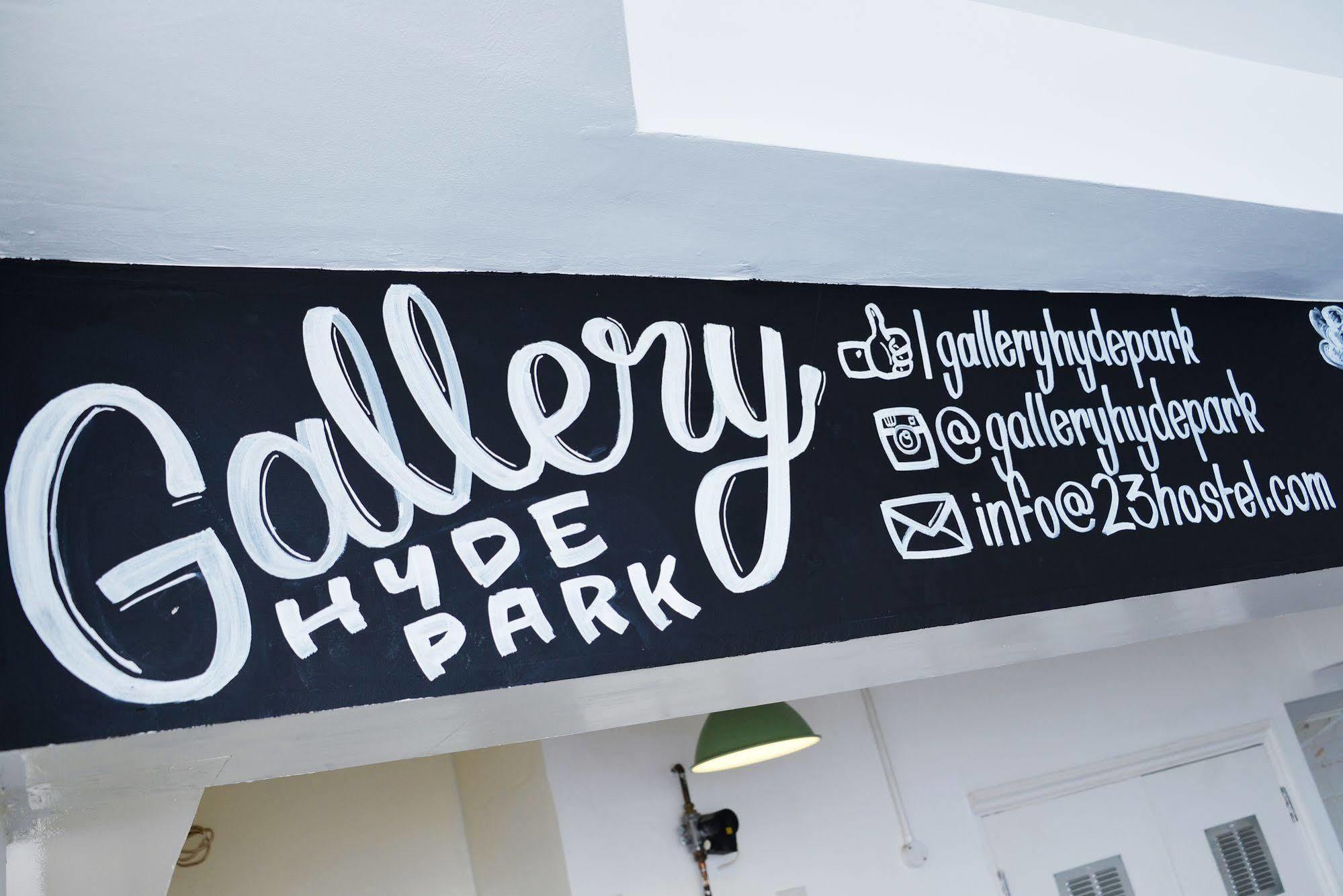 Gallery Hyde Park London Exterior photo